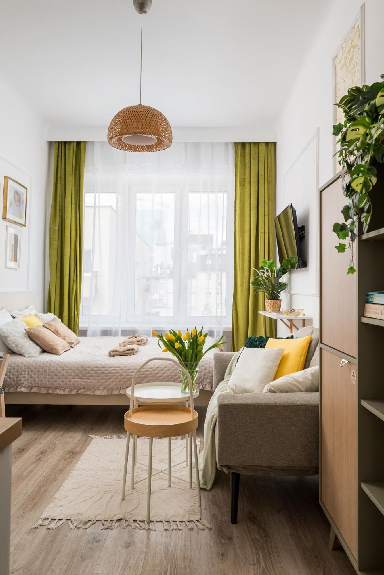 Apartament Pink Elephant 2x1br In Historic Tenement House 1 Km From Warszawa